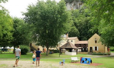 Camping Les Rives de la Dordogne-Allcampss-Vroegboekkorting