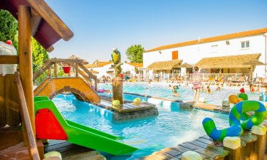 Camping Les Embruns d'Oléron-Allcampss-Vroegboekkorting