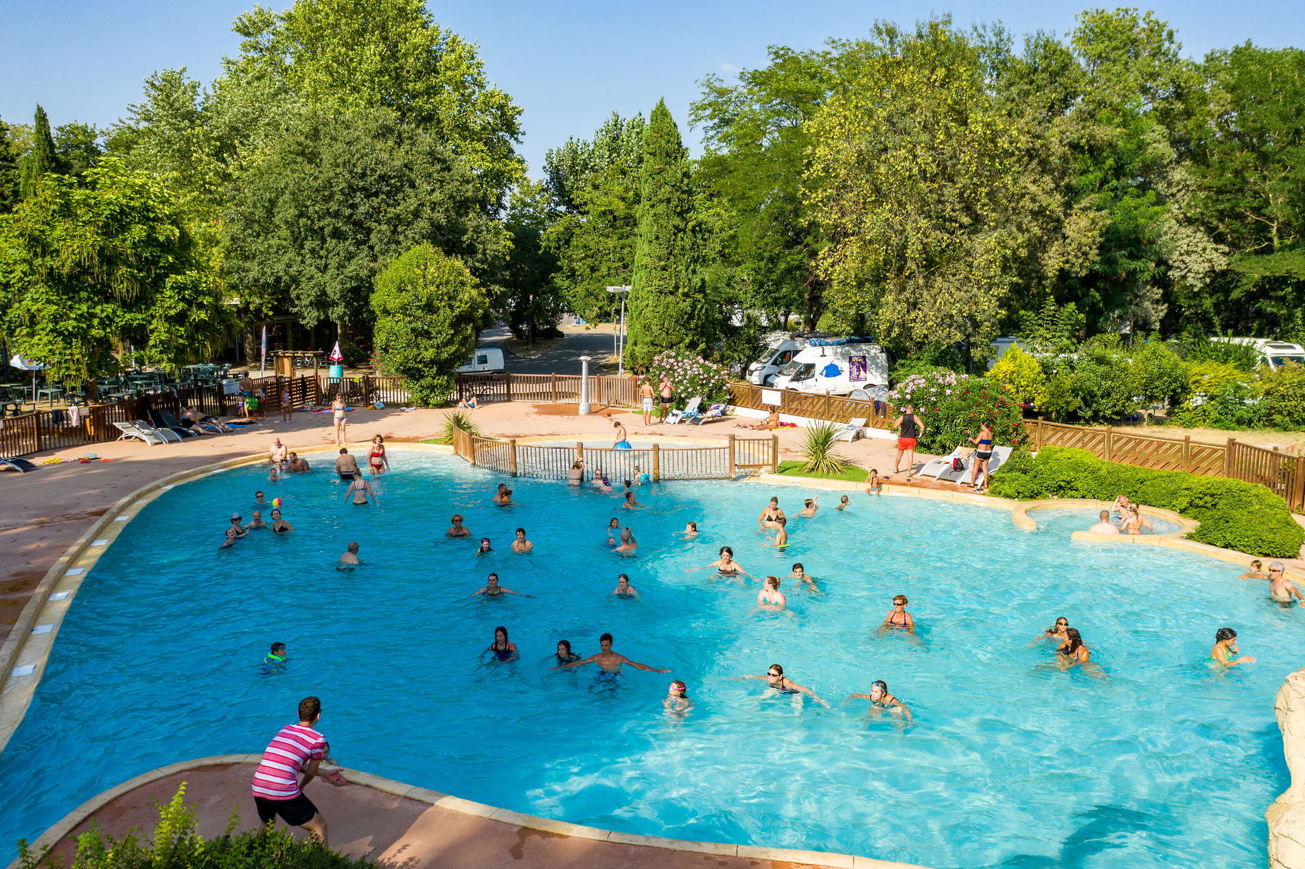 Camping Du Pont D'avignon-ANWB-Campings-Vroegboekkorting