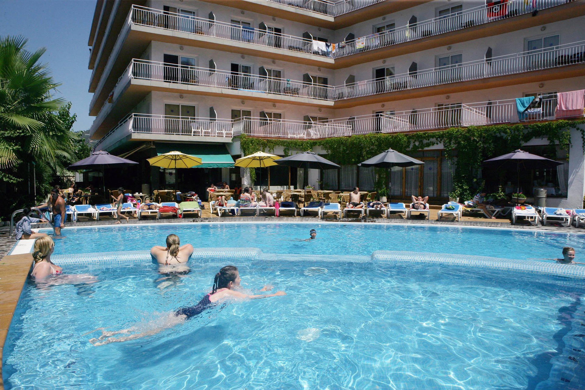 Hotel Acapulcodejongintra-Vroegboekkorting