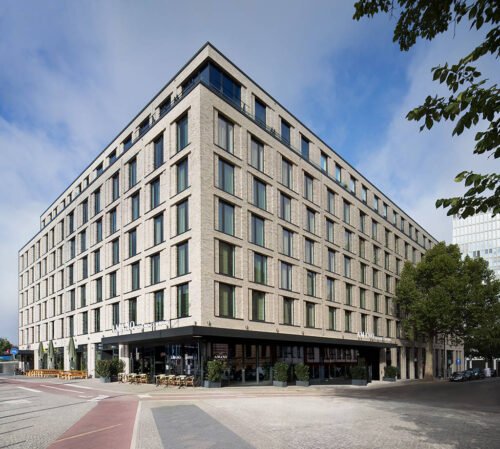 Hotel AMANO Grand Centraldejongintra-Vroegboekkorting