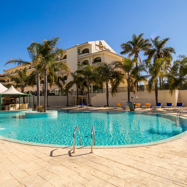 Hotel Mirachoro Carvoeiro-Sunweb-Vroegboekkorting