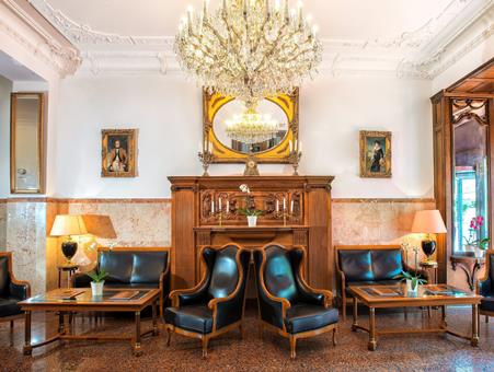 Leonardo hotel KU&apos;DAMM-TUI-Vroegboekkorting