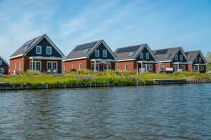 Watervilla Wellness Deluxe Sauna & Jacuzzi (8 pers.)-europarcs-ijsselmeer-Vroegboekkorting