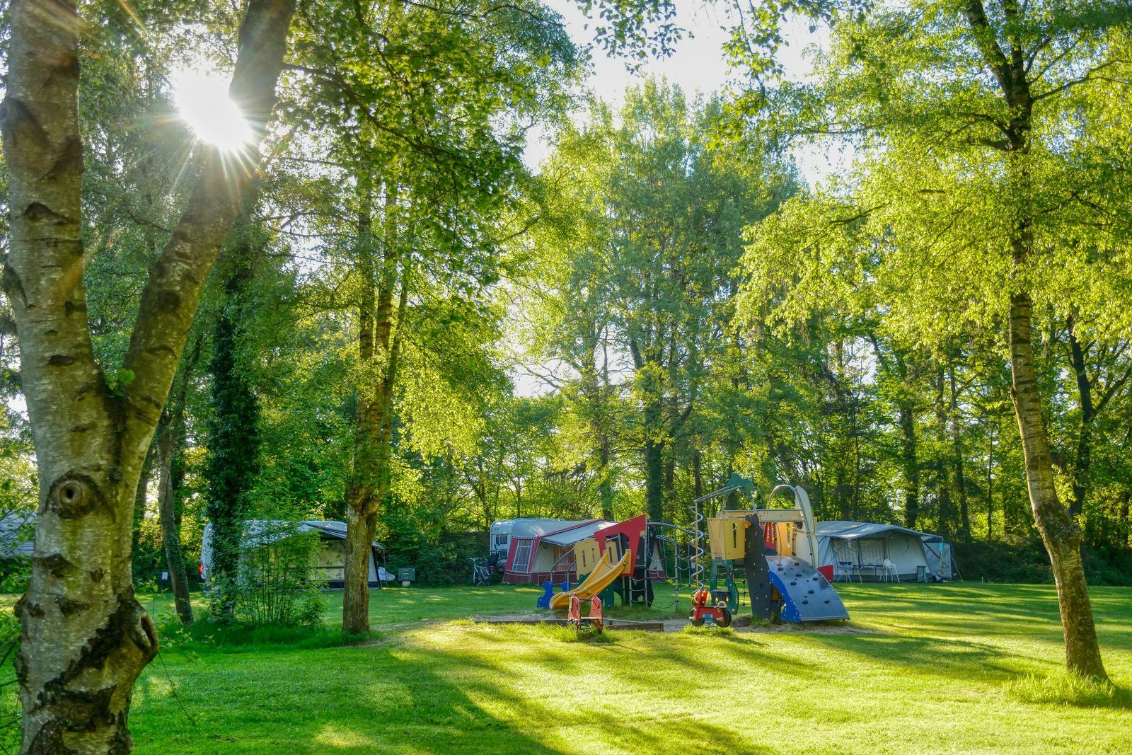 Kampeerplaats-de-berenkuil-Vroegboekkorting